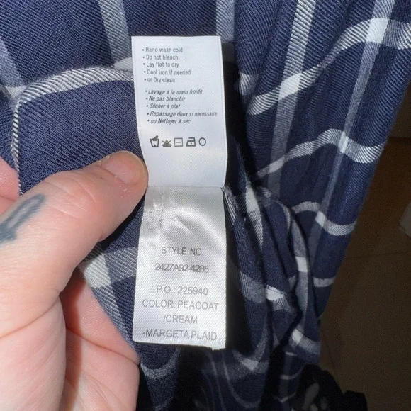 PAIGE Women’s Margeta Plaid Button Down Flannel Size Large - Picture 10 of 15